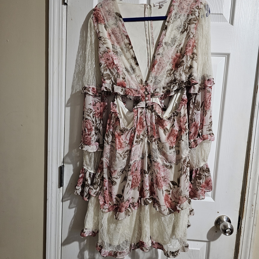 Elegant Floral Long Sleeve Dress